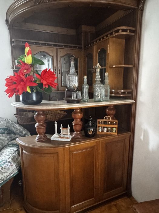 Bar de madeira a bom preço