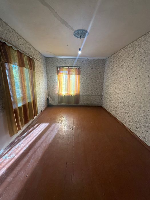 Продам будинок в районі школи Малодолинське