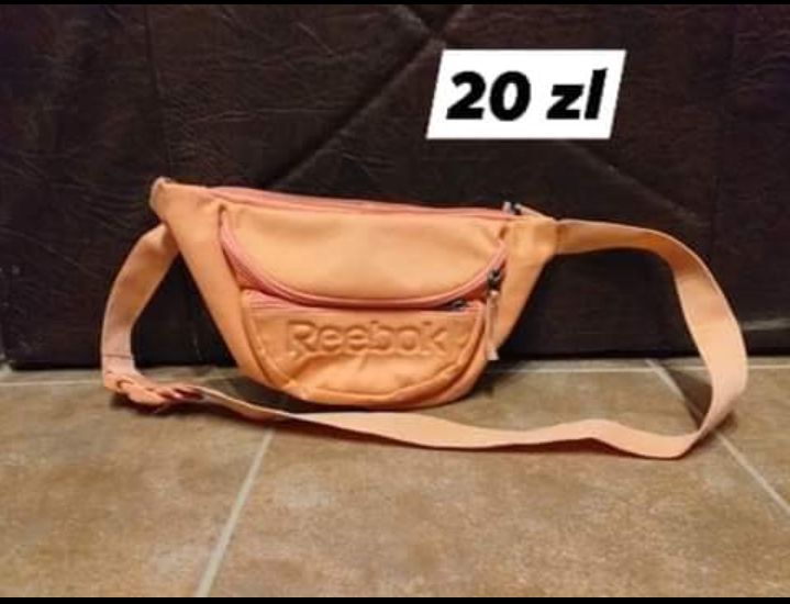 Plecak został różowy Nike i  cropp