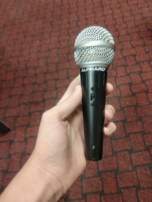 Продам вокальный микрафон  Alphard ET-48.