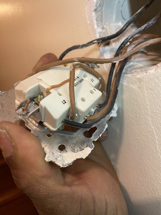 Eletricista em Viana do Castelo - Reparações Urgente