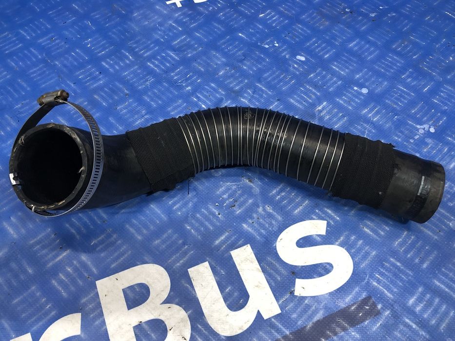 Патрубок інтеркулера Ford Escape  Патрубок интеркулера Розборка