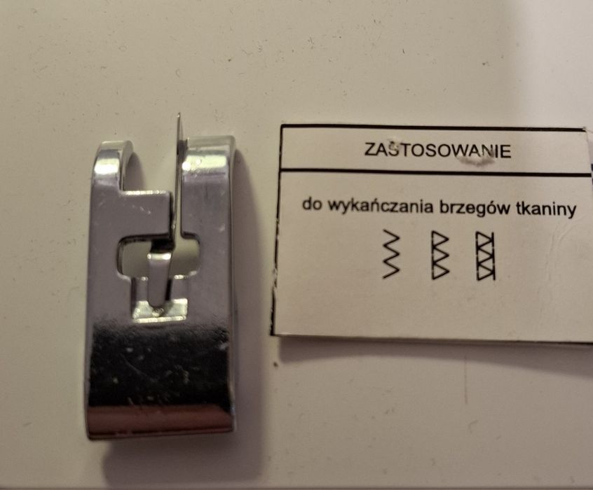 Stopka maszyny do szycia do ściegu satynowego owerlokowego