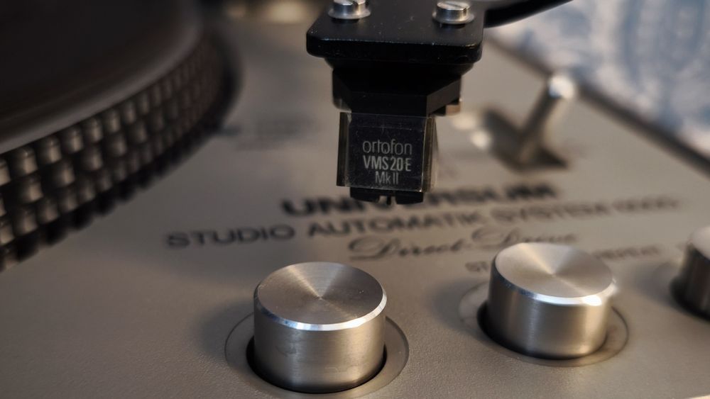 Програвач вінілу-Micro Seiki Universum 6000