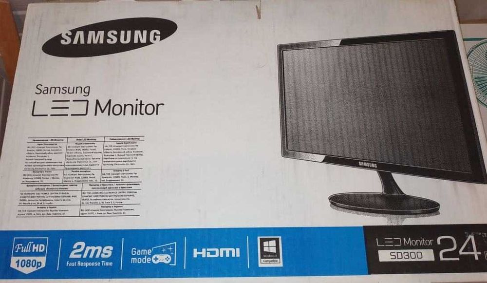Монитор 24" Samsung S24D300HS