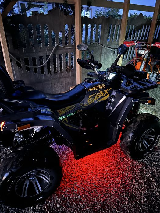 Продаю квадрик Sharx 200