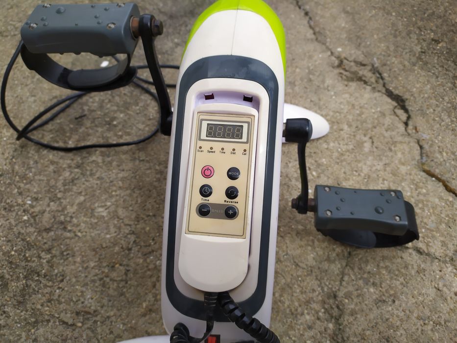 Mini Bicicleta Elétrica BH by TECNOVITA YF612 (Branco - 23x42x29cm)