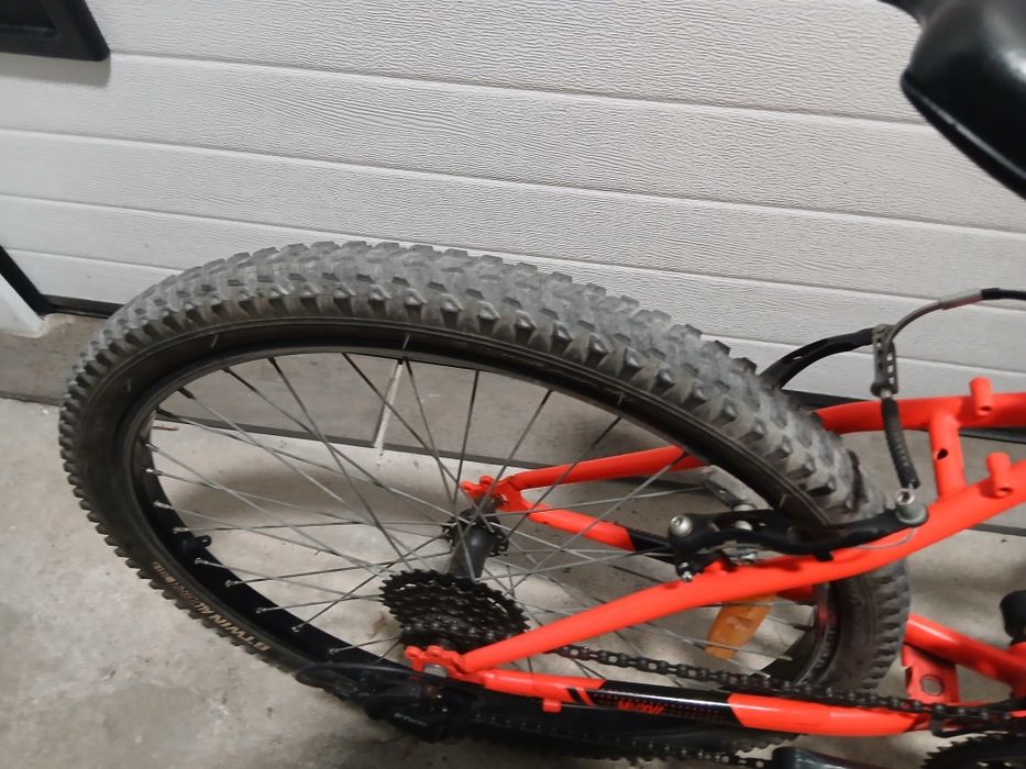 Bicicleta BTT Btwin 500 (R24")