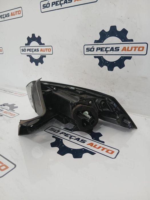 FAROLIM ESQUERDO CINZA RATO PEUGEOT 3008 1.2THP PURETECH ANO: 2025