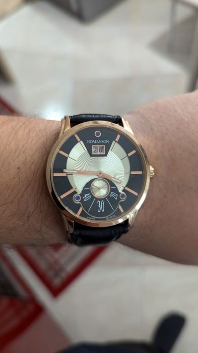 Часы Romanson швейцарские, годинник