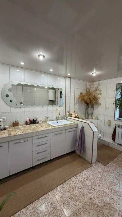 Продаж будинку в Кременці