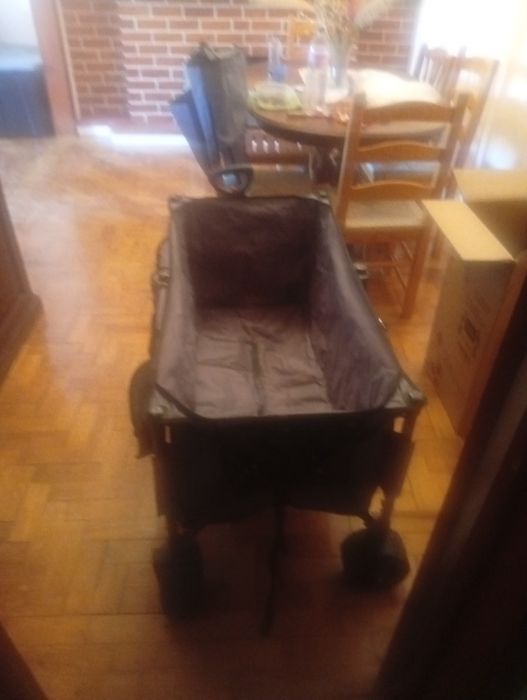 Venda 1981 de mobiliário