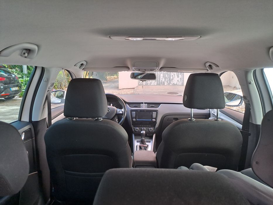 Vendo skoda octavia 1.6 Style DSG