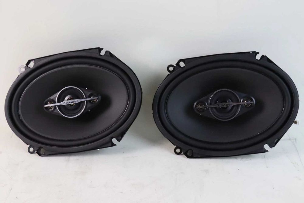 Pioneer TS-A6881F 6x8-дюймові 4-смугові коаксіальні автомобільні динаміки серії A  Плавний звук (пара)
