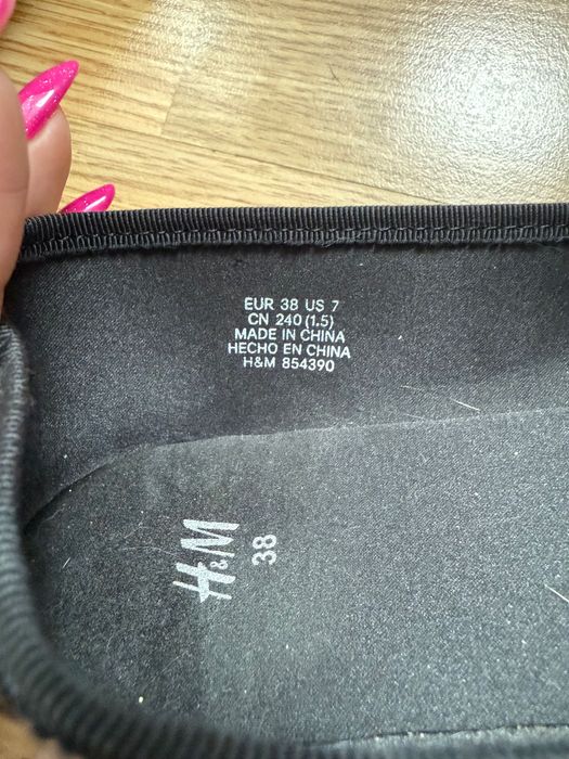 Baleriny czarne lakierki H&M 38