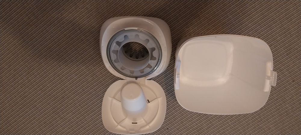 Caixote de fraldas Sangenic