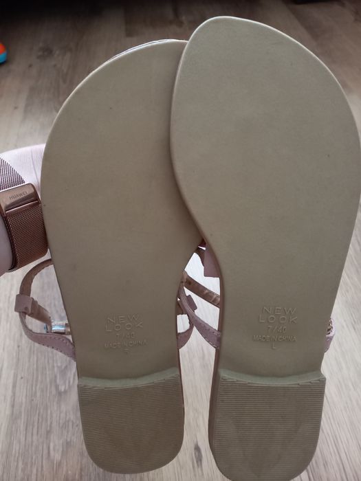 Sandałki damskie nowe