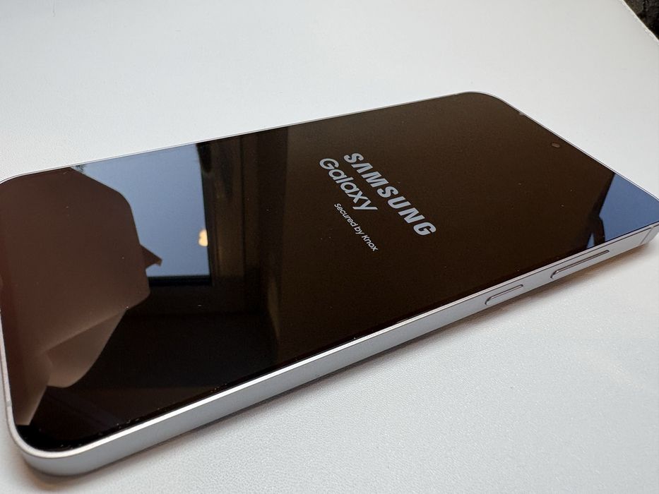 Samsung galaxy S25 FE