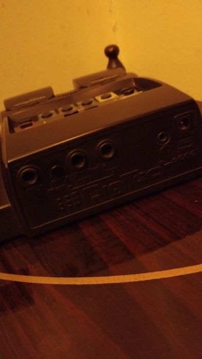 Pedal de efeitos digitech