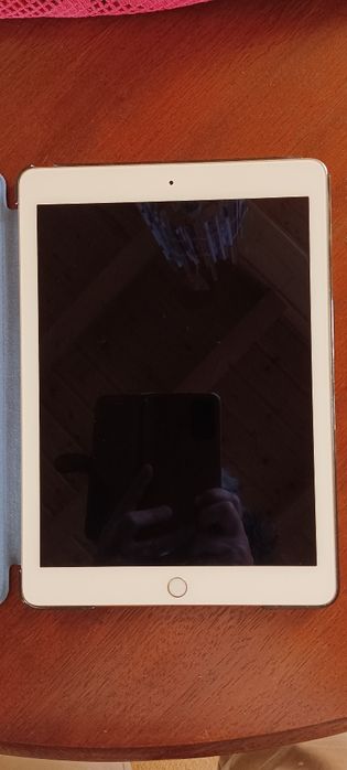 Apple iPad air2 com 128 G.  A15-66/  Modelo 3 Geração. Excelente