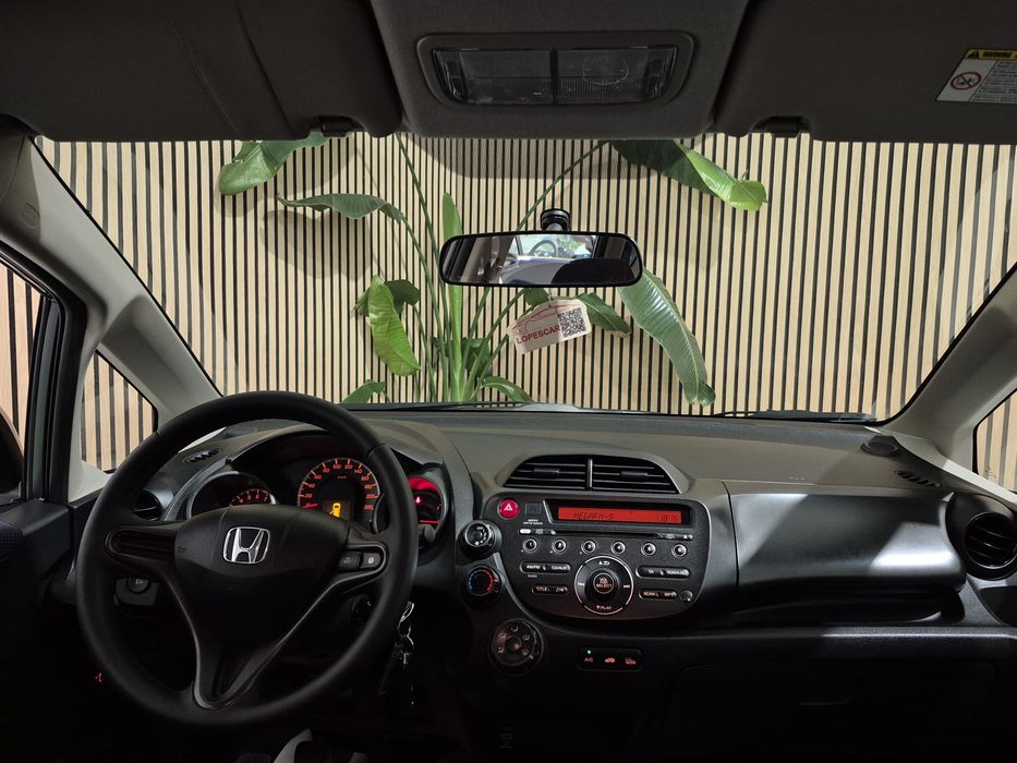 Honda Jazz 1.2 i-VTEC - 2013 | GARANTIA | NACIONAL