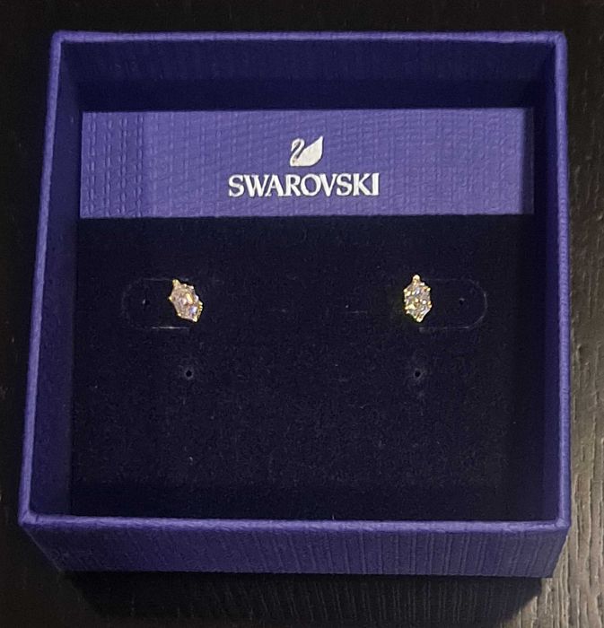 SWAROVSKI BRINCOS  NOVOS (com caixa) Nunca usados