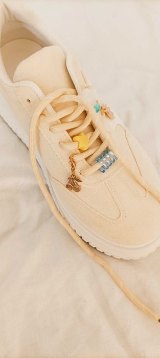Sneakersy damskie na platformie, bananowe, 36.
