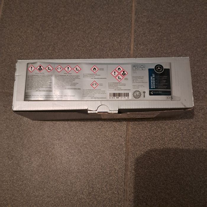 Klej do nadwozia karoseri