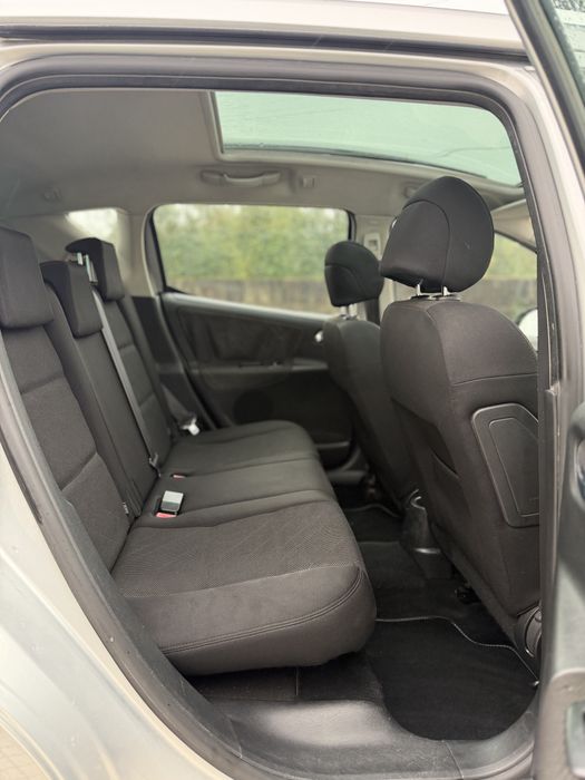 Peugeot 207 sw 1.6hdi