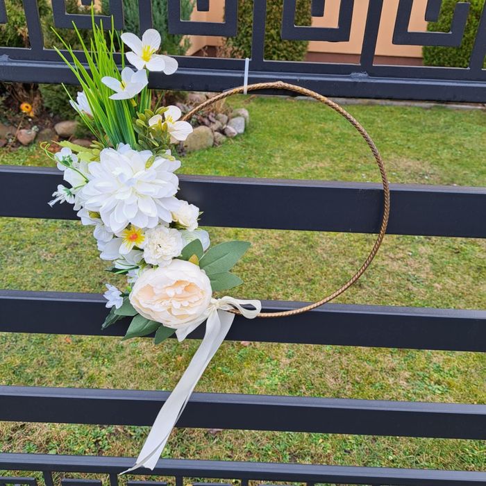 Ślubne ozdoby na bramę