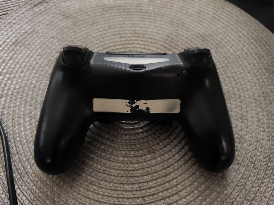 PlayStation 4 wersja Fat