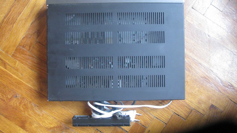 Радио-Тюнер ТЕСЛА