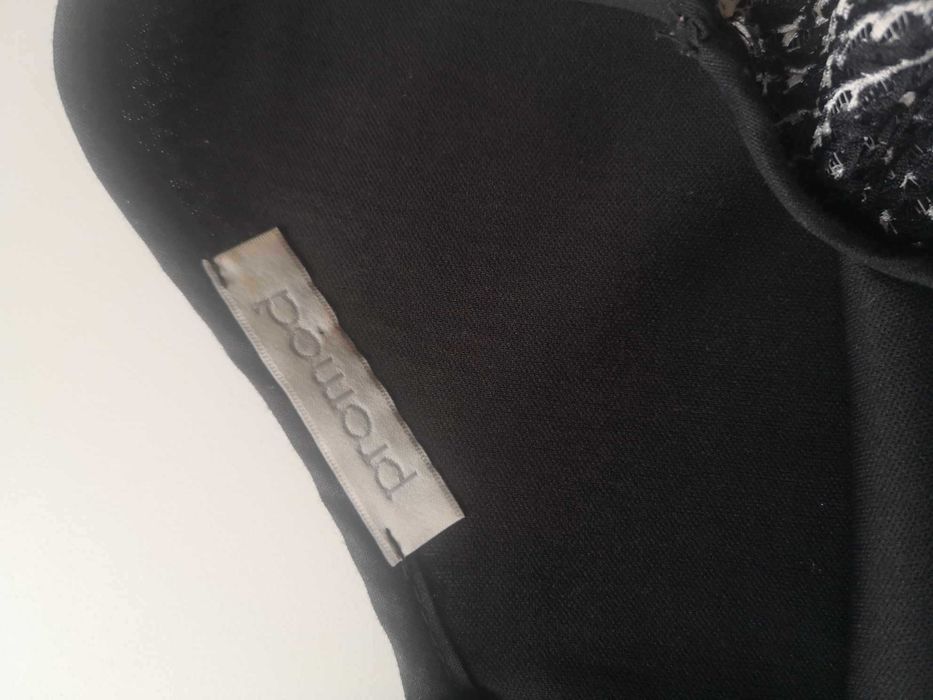 Zwiewna Sukienka do kolana do biura i na imprezę