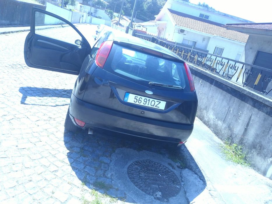 Ford focus , comercio.