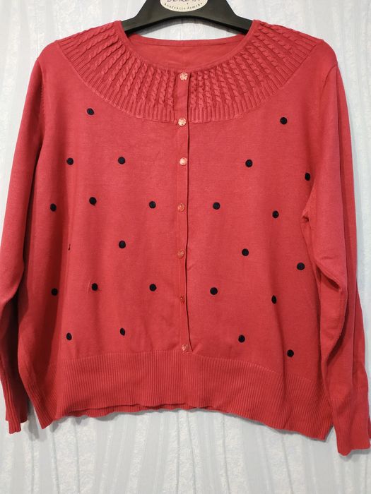 Жіночі кофтинки.