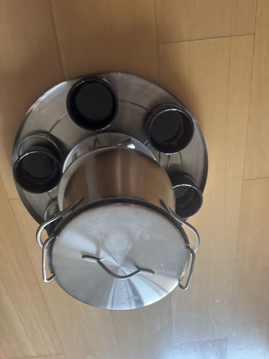 Fondue marca Bodum optimo para rodizio de carne, queijos, chocolate