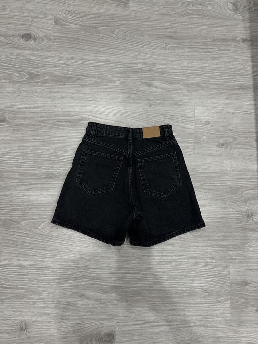 Джинсові шорти ZARA мом