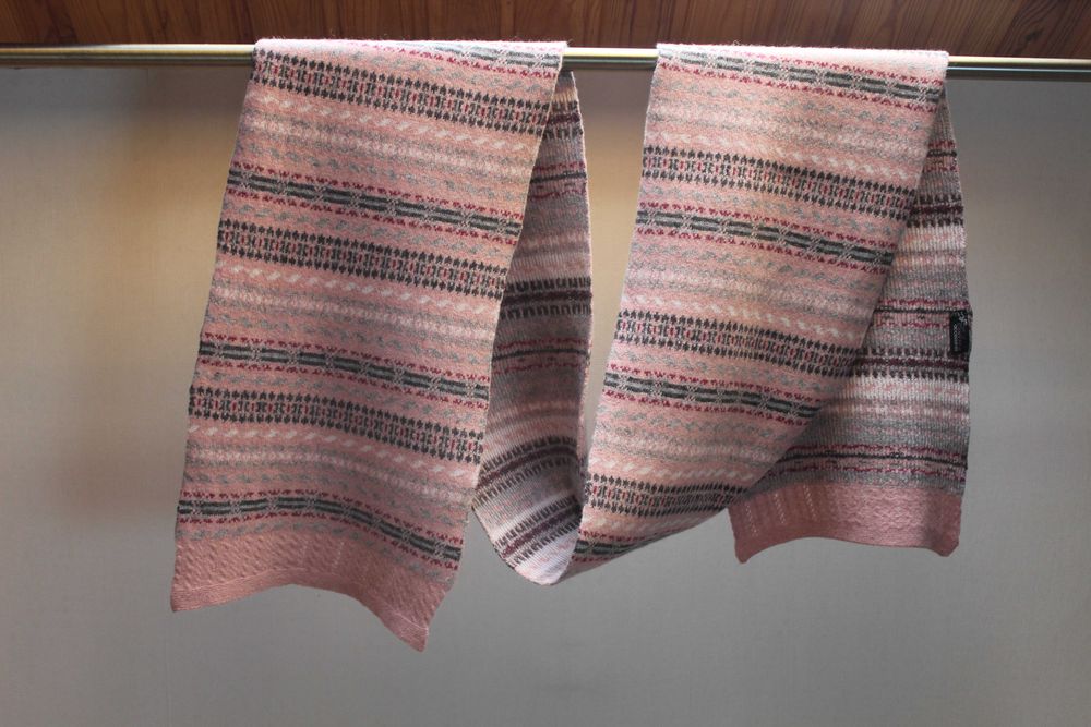 Шарф, 100% шерсть, Colin`s