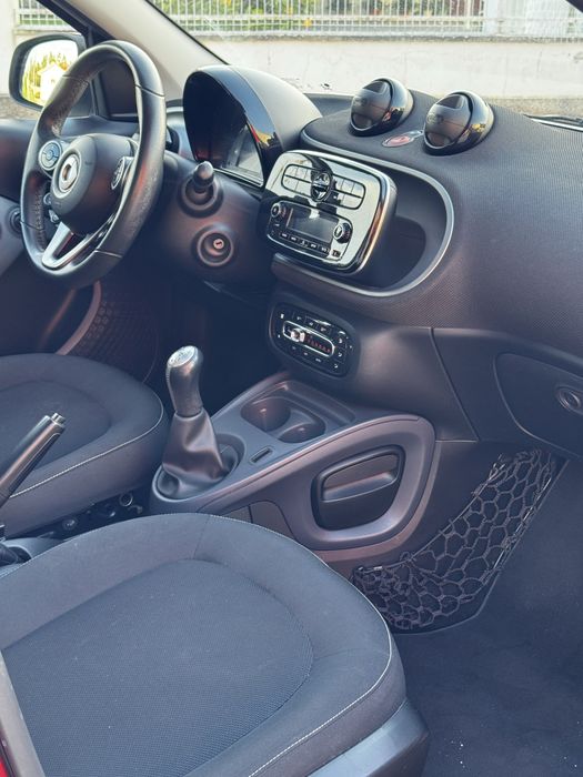 Smart ForFour 1.0 2016 | 110000 km | Economico e Ideal para Cidade