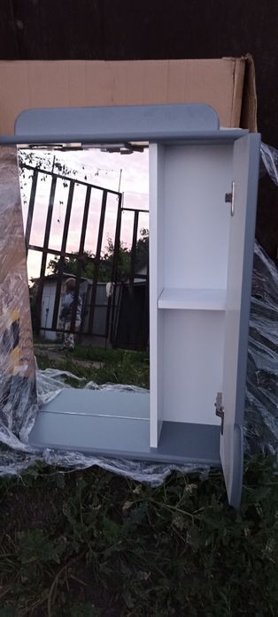 Продам шкафчик в ванную новый