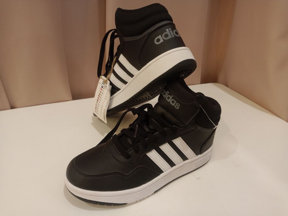 Buta sneakersy Adidas Hoops 3.0 Nie K rozmiar 38 .4.