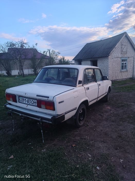 Продам ВАЗ 2105  З АКБ