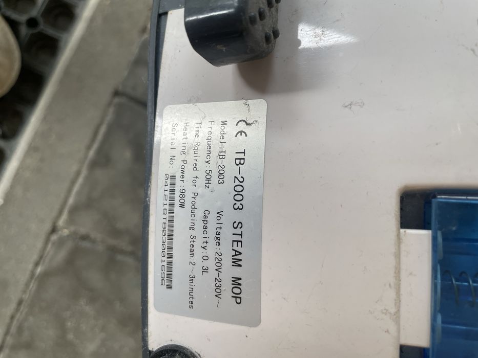 Mop do mycia podlogi na goraco