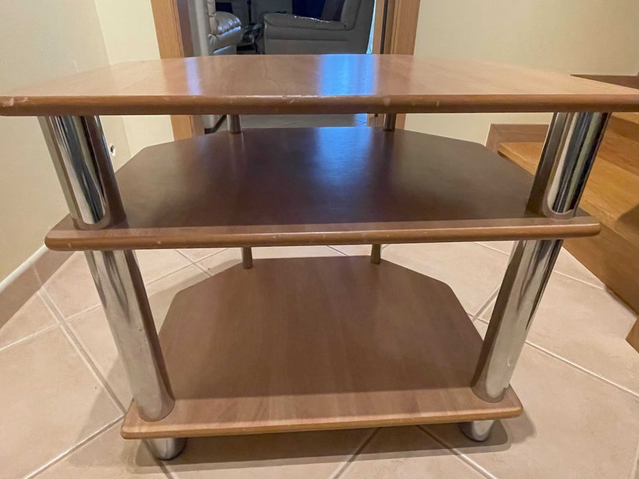 móvel para TV ou outra finalidade para a qual seja útil