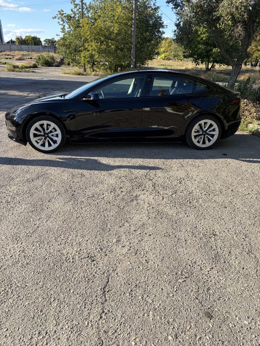 Tesla. 3  LFP  батарея