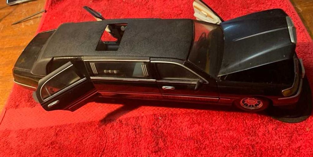 Sun Star 1999 Lincoln veículos de brinquedo em metal fundido escala