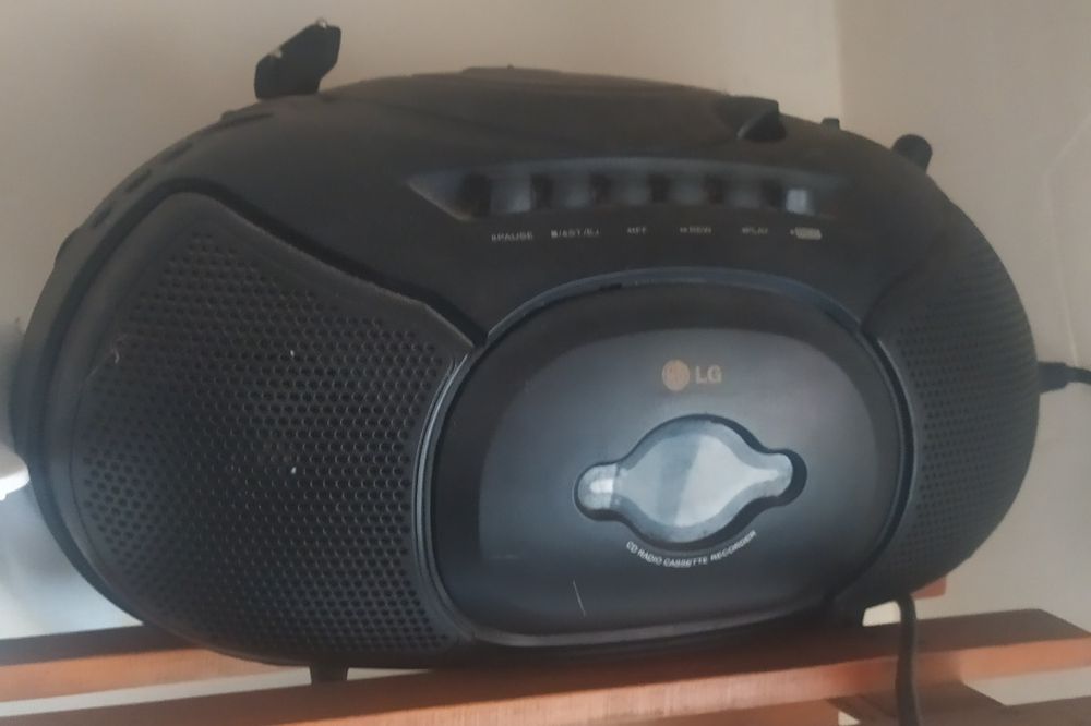 Магнитофон LG CD-321AX