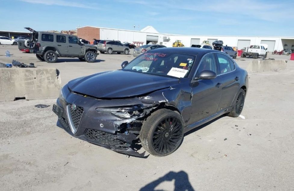 Alfa romeo giulia TI AWD 2021