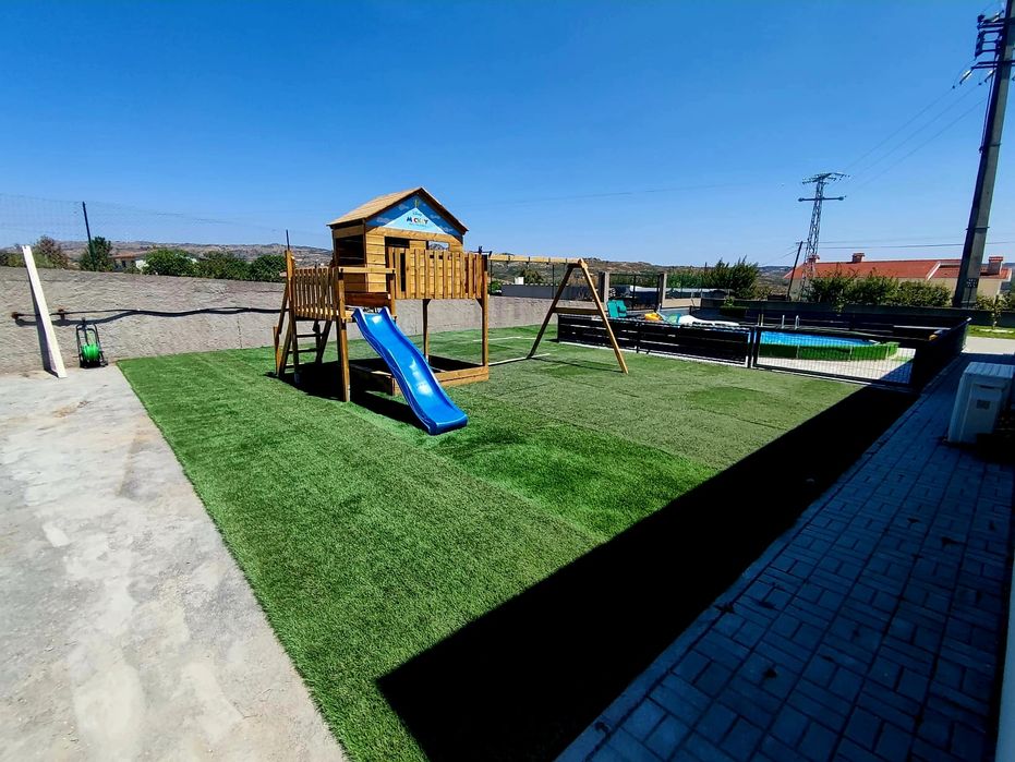 Relva Sintética Usada