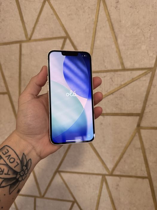 Iphone 13  em otimo estado